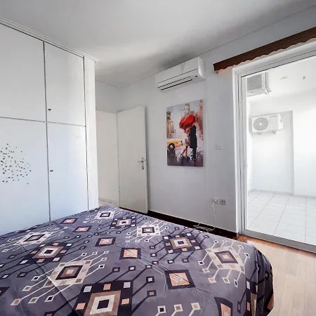 2-bedroom Blue Appartamento *