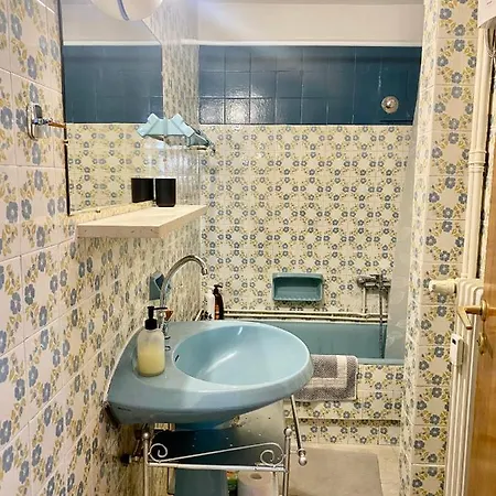 Near The Seaside Promenade Apartment *