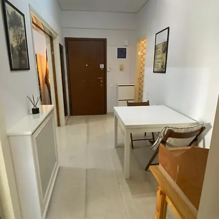 Apartment Near The Seaside Promenade Athens