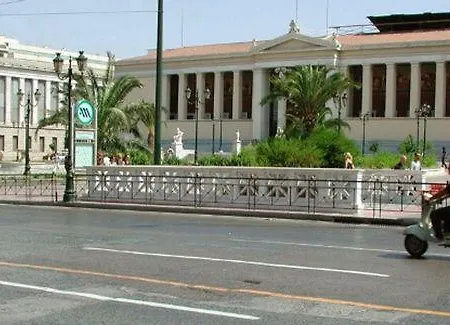 Hotel Titania