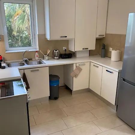 Classy 3br With 2 Bathrooms In Marousi Apartment *