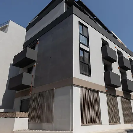 Icarus Apartment