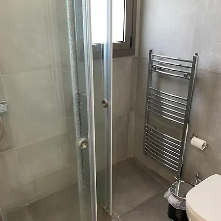 Apartment Dazzling And Stylish 2br