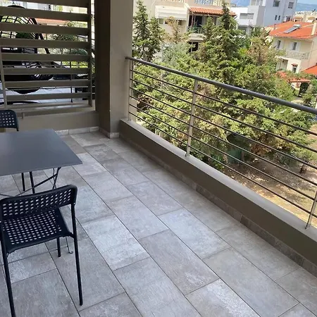 Apartment Dazzling And Stylish 2br Athens