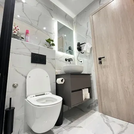 Apollo 2 Bd Jacuzzi Apartment Athens