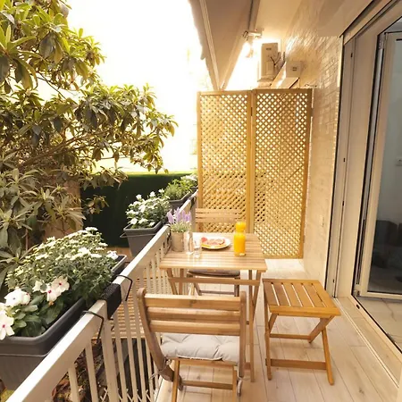 Apartment Apollo 2 Bd Jacuzzi Athens