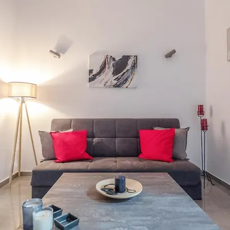 Minimalistic! Atene