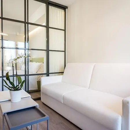 Emily In - Chic Flat With Terrace Syntagma E1 Apartment