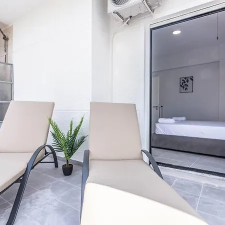 Apartment Garden Of Eden In Koukaki Athens