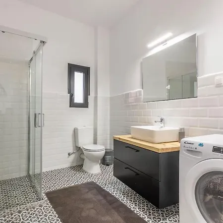 Apartment Garden Of Eden In Neos Kosmos Athens