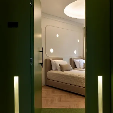 Dwell - Elegant * Athens