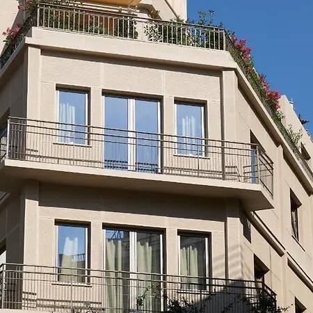 Dwell - Elegant Aparthotel Athens