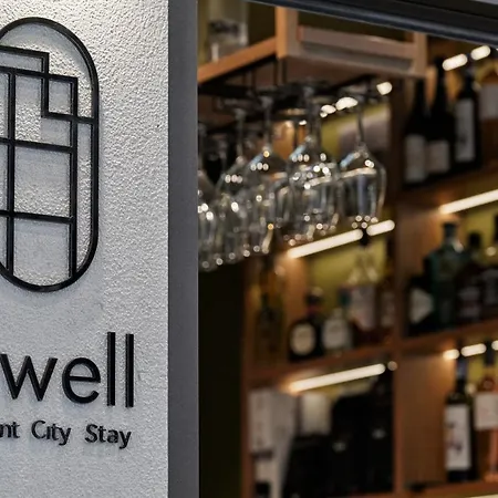 Dwell - Elegant Aparthotel Athens