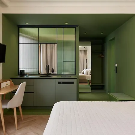 Dwell - Elegant Aparthotel *