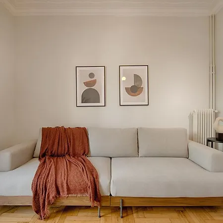 Acropolis View 4 Bedroom Flat Appartement *