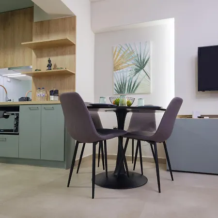 Charming Delphi 1br In Kolonaki, Apartment Athens