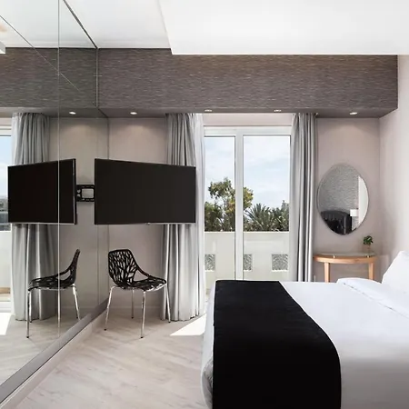 Hotel Kreoli Glyfada 3*