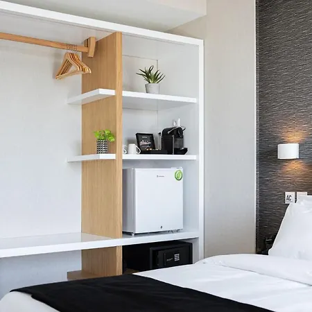 Hotel Kreoli Glyfada Athens