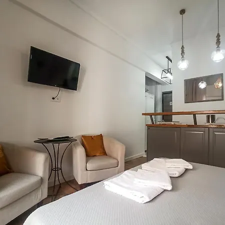 Zaimi Apartment *