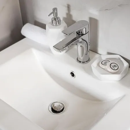 Glyfada Premium Apartment *