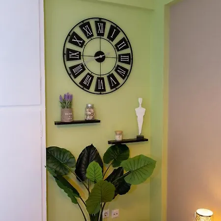 Charming Across The National Museum Apartment Athens