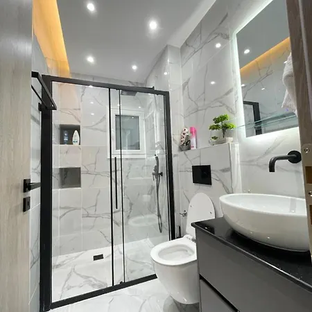 3bd Jacuzzi Mansion Athens