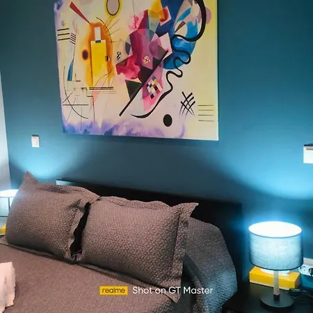 Syntagma Contemporary Apartment