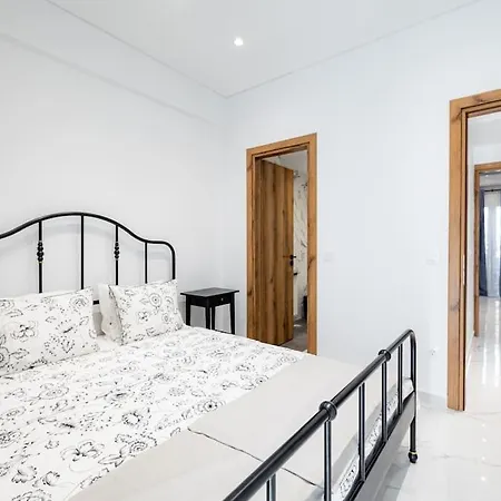 Διαμέρισμα Spacious And Modern Flat At Koukaki, Near Acropolis *