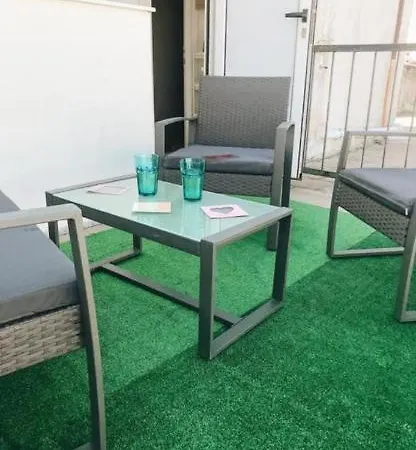 Pallas Loft Apartamento Atenas