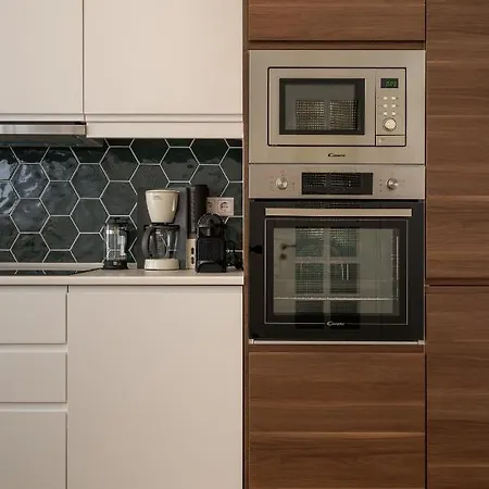 Apartment Athenian Classy 2bd Next To Metro Panepistimio Athens