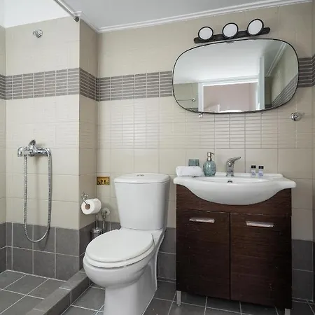 Athenian Classy 2bd Next To Metro Panepistimio Apartment *