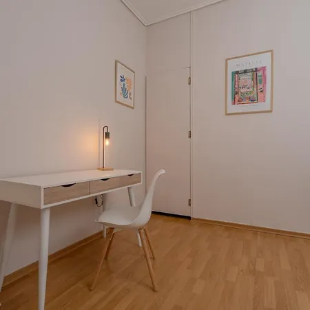 Apartment Athenian Classy 2bd Next To Metro Panepistimio Athens