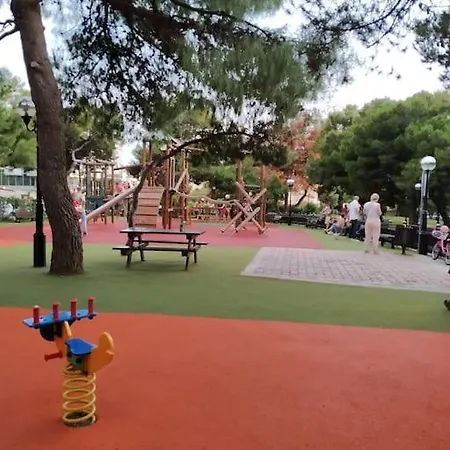 Apartment Quiet With A Garden Athens