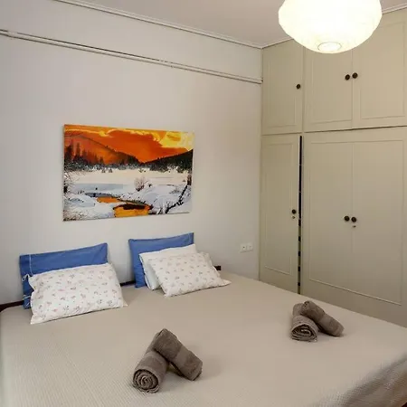 Quiet With A Garden Apartment Athens