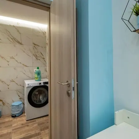 Apartment 'the Aqua'house Project In Athens