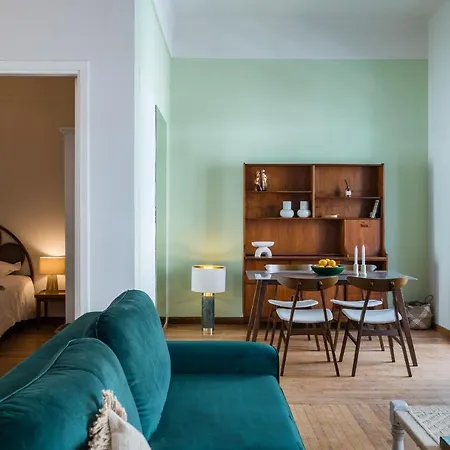 Pistachio Apartment *