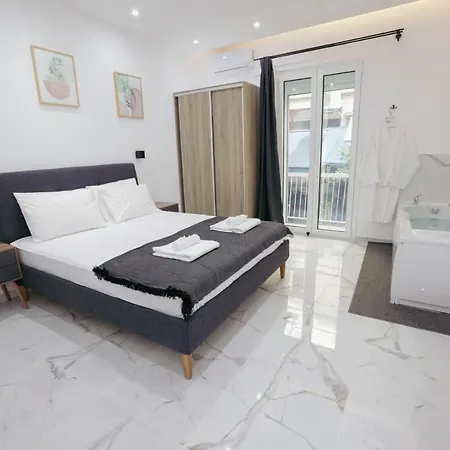 3bd Jacuzzi Mansion Athens