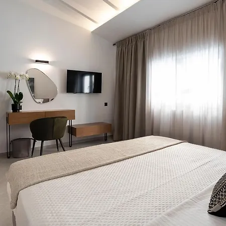 Villa Maison 36 In The Center Of Psyri Athens