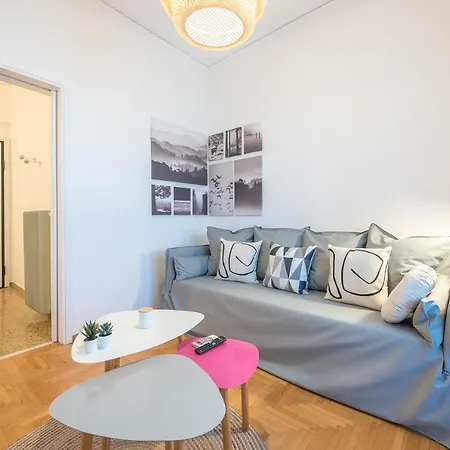 Acropolis View Apt: Cozy In Apartment *