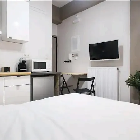 Apartment A Comfortable Small Nearby Acropolis 1