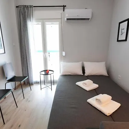 The Brand New House Meets The Ideal Location Apt2