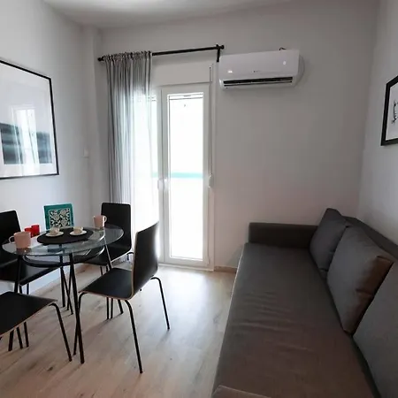 The Brand New House Meets The Ideal Location Apt2 Apartment *