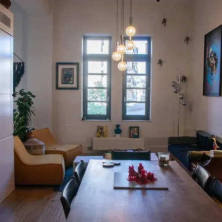 Thisseion Lofts George Apartment *