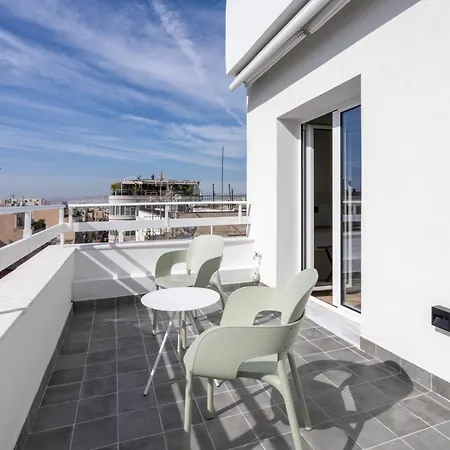 Apartment Ermou 40