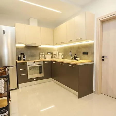 Apartment Modern And Luxury *