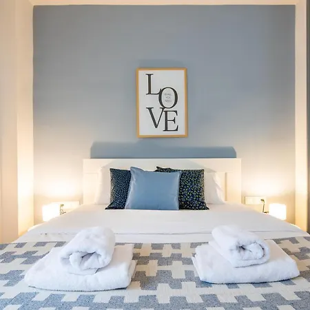 The Beatles 2-bedroom In Apartment *