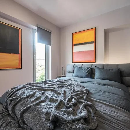 Apartment Artsy Urban Loft In Athens