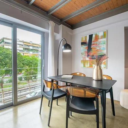 Apartment Artsy Urban Loft In Athens