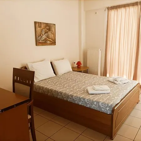 Betty's Sunny Apartment-athens Athens