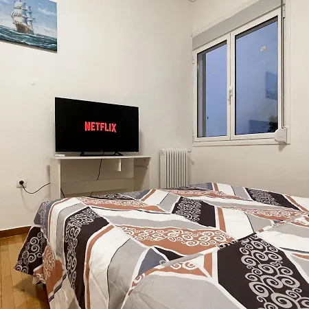 Apartment 3-bedroom Parkside